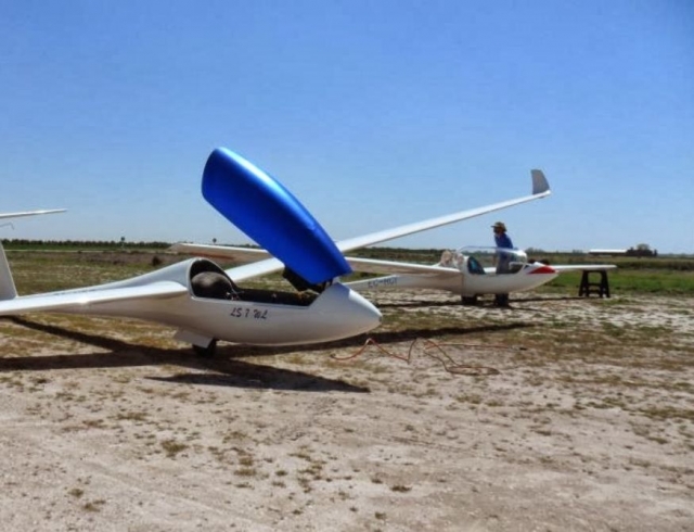  Gliders before landing
